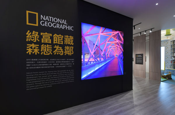 d7768228.jpg
