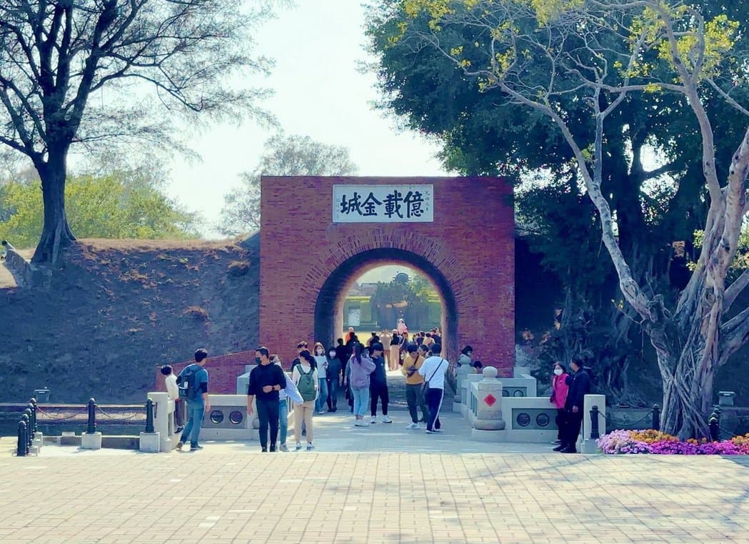 002.jpg
